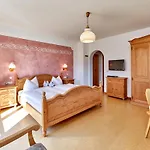Gaestehaus-bauernhof Buchwieser أونتر أمركاو