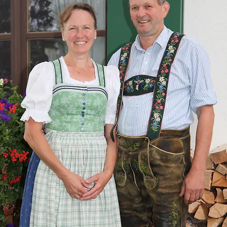 Gästehaus-bauernhof Buchwieser Bauernhof *