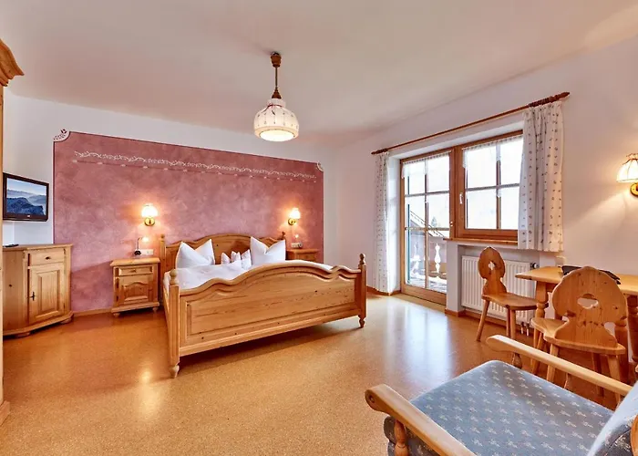 Gaestehaus-bauernhof Buchwieser בית חווה