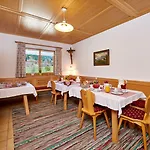 Gaestehaus-bauernhof Buchwieser * Unterammergau