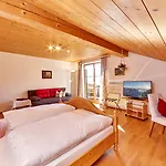 Gaestehaus-bauernhof Buchwieser Gospodarstwo agroturystyczne *