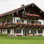 Gaestehaus-bauernhof Buchwieser Farm stay