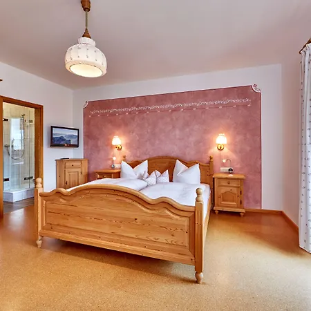 Gaestehaus-bauernhof Buchwieser Vakantieboerderij *