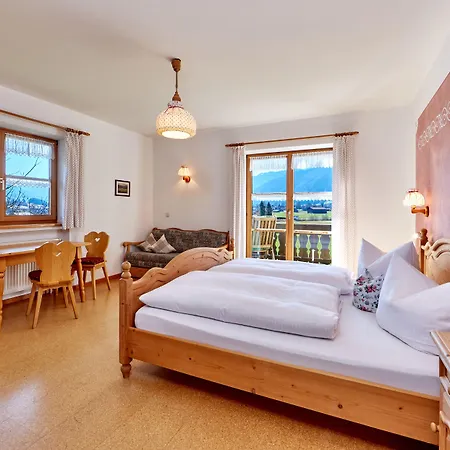 Gaestehaus-bauernhof Buchwieser * Unterammergau