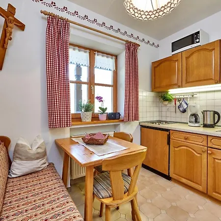 Farm stay Gaestehaus-bauernhof Buchwieser