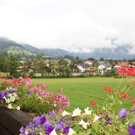 Gaestehaus-bauernhof Buchwieser Farm stay *